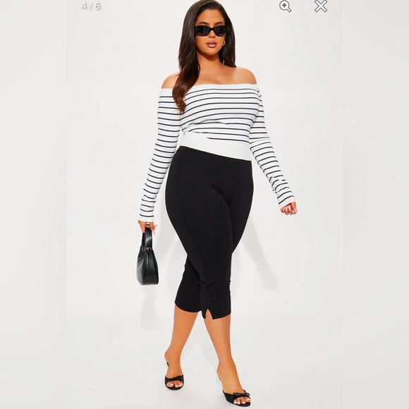 NWT Hamptons Weekend Striped Sweater - White/combo size Small - Picture 4 of 4